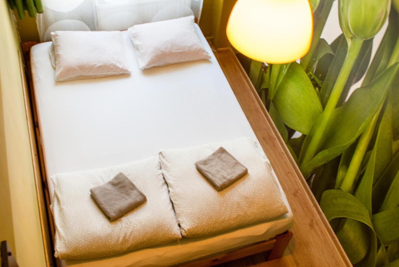 Smocza Jama Hostelクラクフ エクステリア 写真